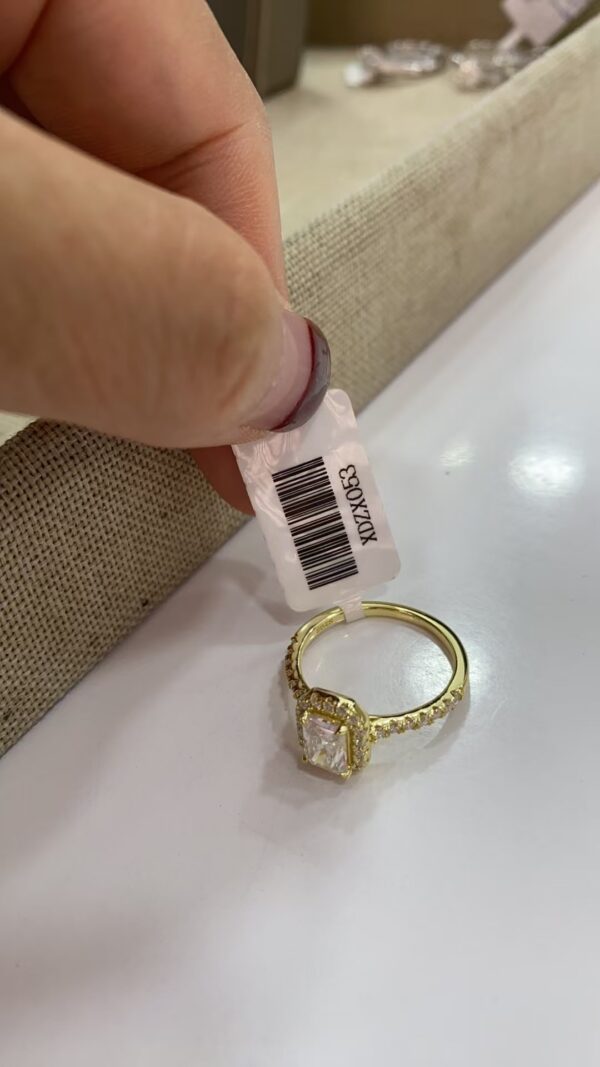 XDZX053 Gold Moissanite Ring