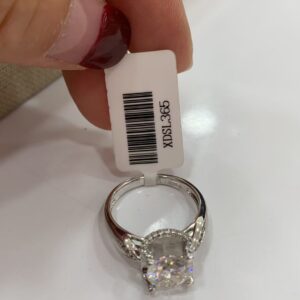 XDSL365 Radiant Moissanite Ring